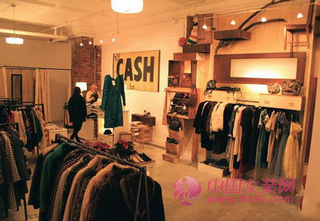 想開實體服裝店,能賺錢嗎